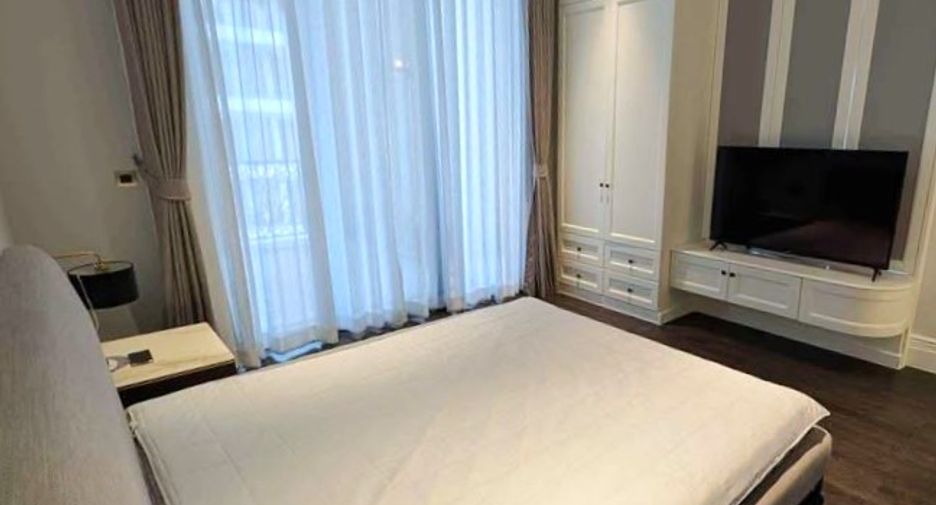À louer 3 chambres condo à Pathum Wan, Bangkok