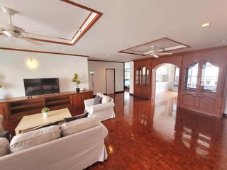 Wohnung zur Miete mit 3 Zimmer in Watthana, Bangkok