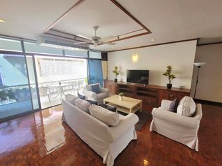 Wohnung zur Miete mit 3 Zimmer in Watthana, Bangkok
