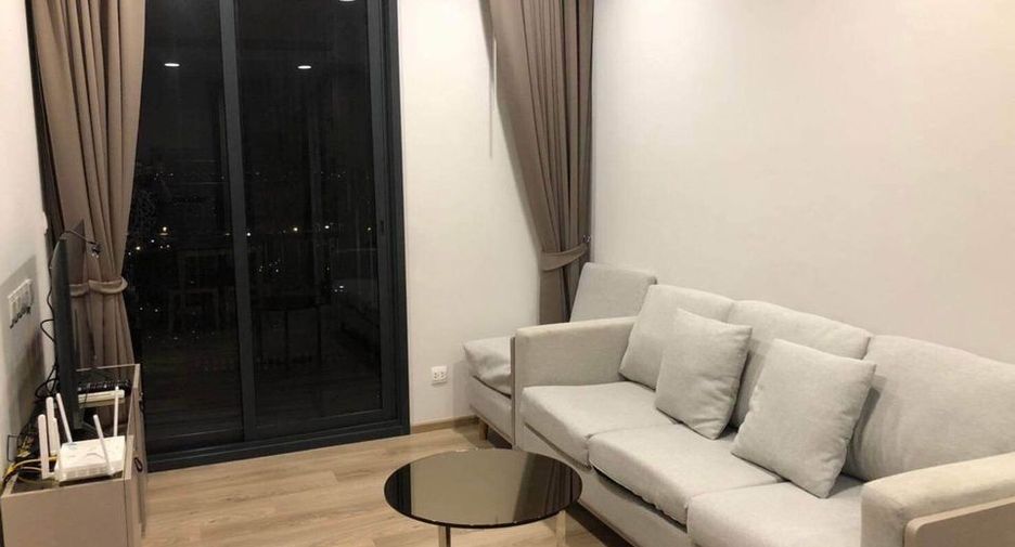 For rent 2 bedrooms condo in Khlong Toei, Bangkok