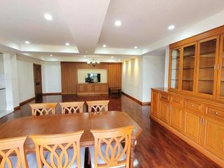 For rent 3 bedrooms condo in Pathum Wan, Bangkok