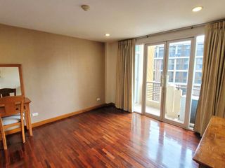 For rent 3 bedrooms condo in Pathum Wan, Bangkok