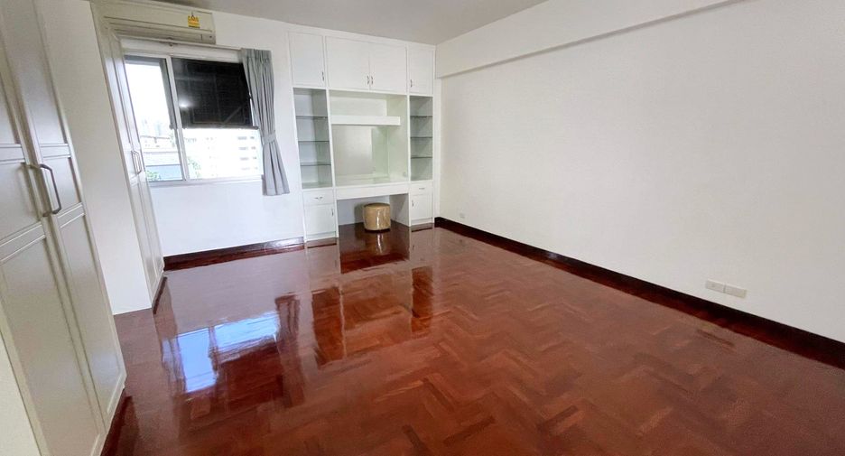 Wohnung zur Miete mit 3 Zimmer in Khlong Toei, Bangkok