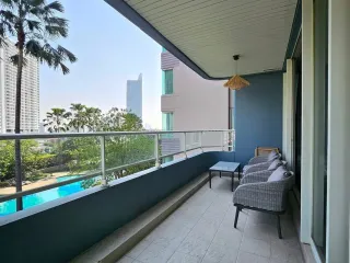 For sale 3 bedrooms condo in Bang Kho Laem, Bangkok
