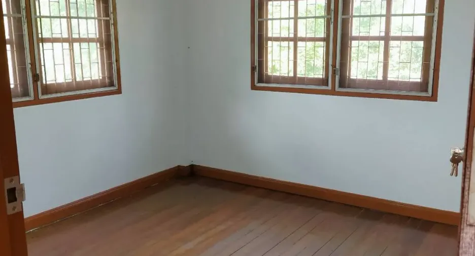 For sale 4 bedrooms house in Wihan Daeng, Saraburi