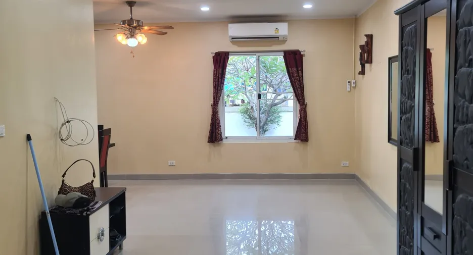 For sale and for rent 3 bedrooms house in Mueang Rayong, Rayong