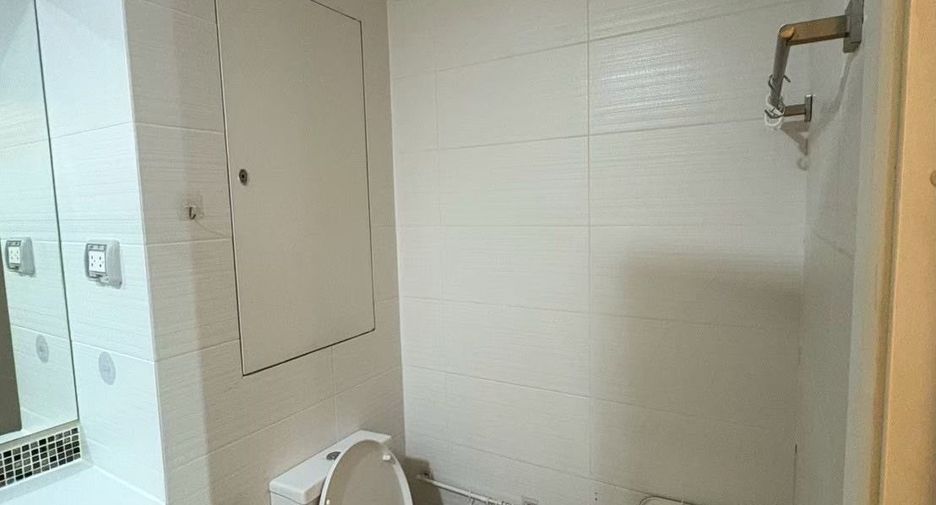 For rent 1 bed condo in Sathon, Bangkok