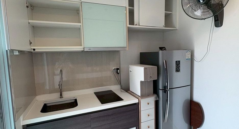 For rent 1 bed condo in Sathon, Bangkok