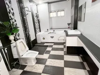 À vendre et à louer 3 chambres maison à Mueang Chon Buri, Chonburi