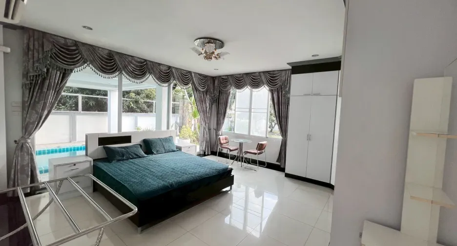 Casa en venta y en alquiler de 3 habitaciones en Mueang Chon Buri, Chonburi