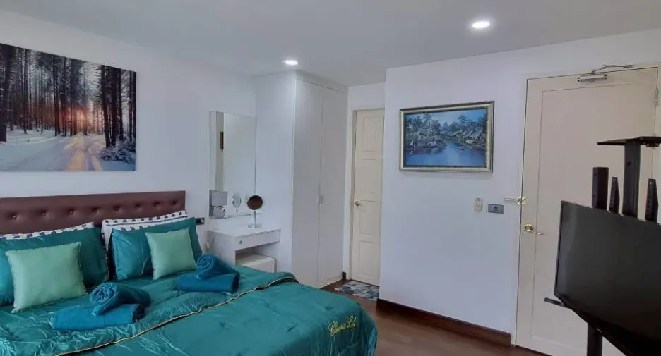 For sale 1 bed condo in Mueang Phuket, Phuket