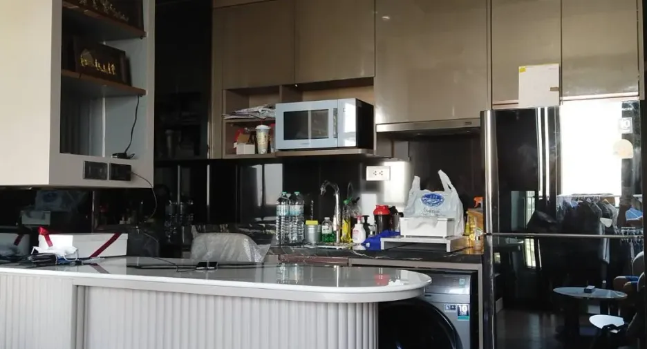 For rent 1 bed condo in Khlong Toei, Bangkok