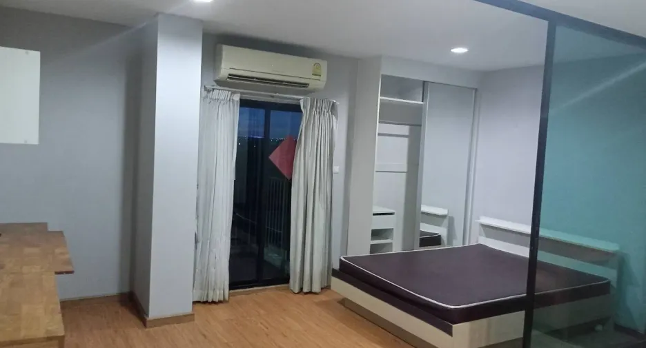 À vendre 1 chambre condo à Bang Sao Thong, Samut Prakan