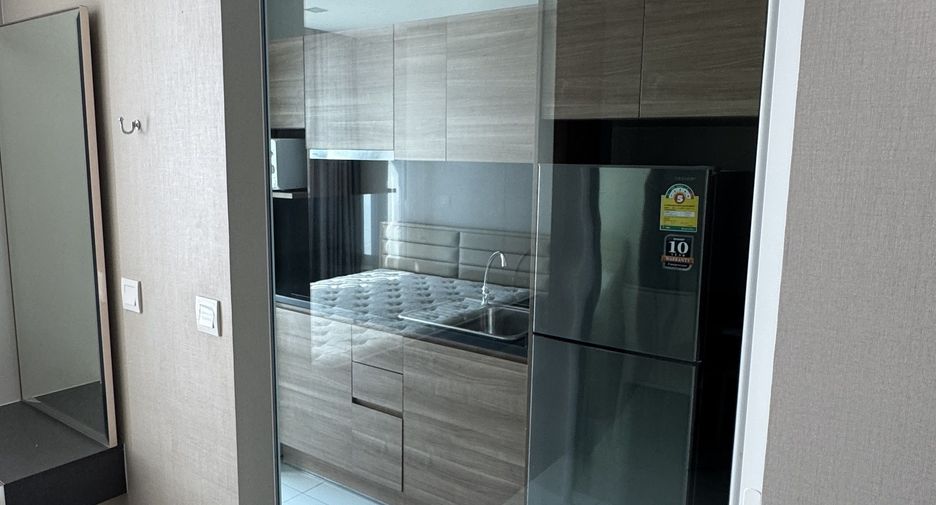 For sale 1 bed condo in Mueang Samut Prakan, Samut Prakan