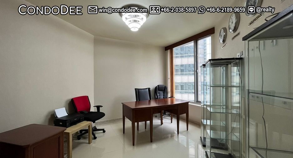 For sale 3 bedrooms condo in Pathum Wan, Bangkok