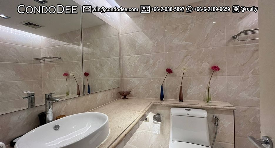 For sale 3 bedrooms condo in Pathum Wan, Bangkok