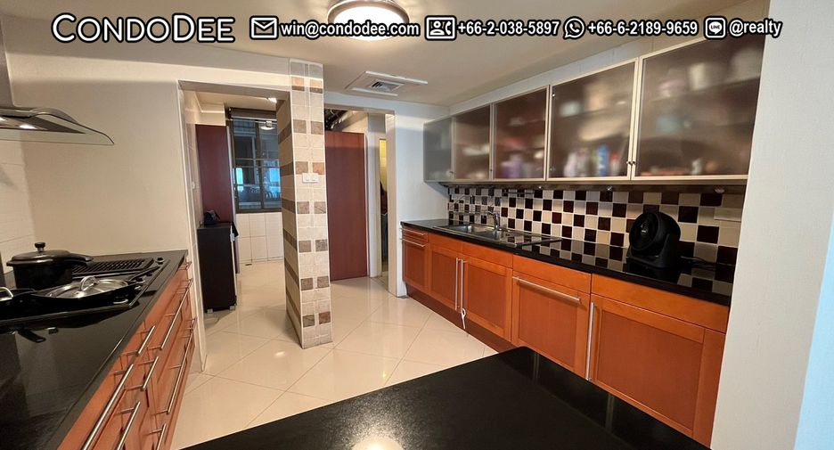 For sale 3 bedrooms condo in Pathum Wan, Bangkok