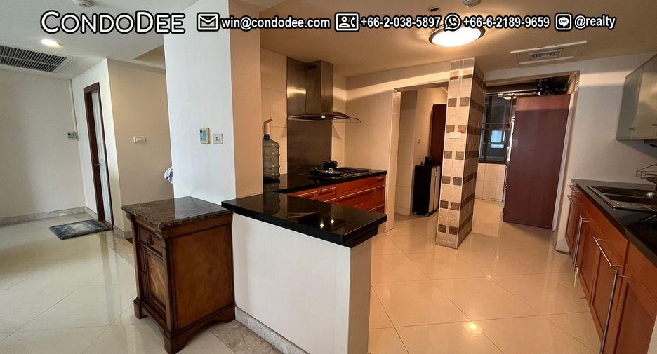 For sale 3 bedrooms condo in Pathum Wan, Bangkok