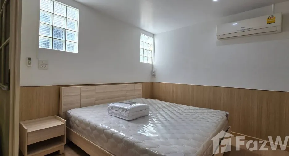 For rent 1 bed condo in Pathum Wan, Bangkok