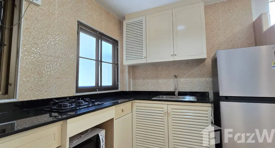 For rent 1 bed condo in Pathum Wan, Bangkok