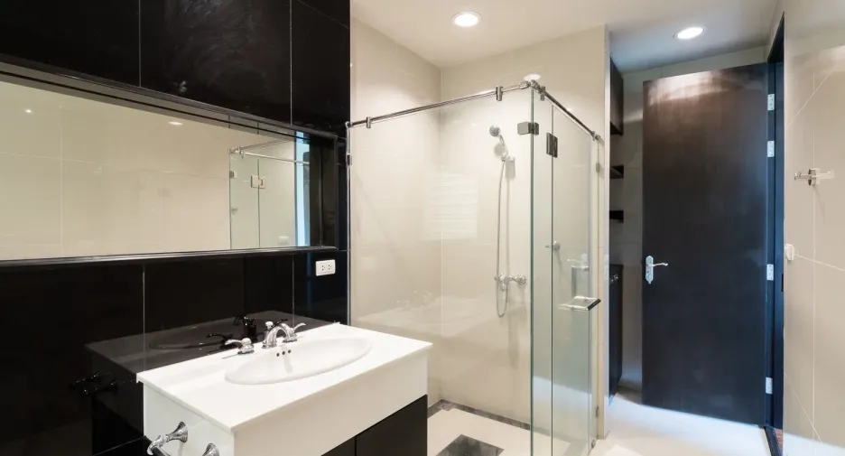 For sale 2 bedrooms condo in Pathum Wan, Bangkok