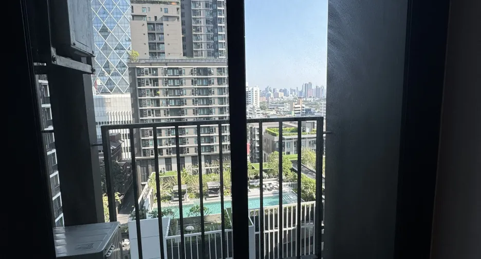 For sale 2 bedrooms condo in Phaya Thai, Bangkok
