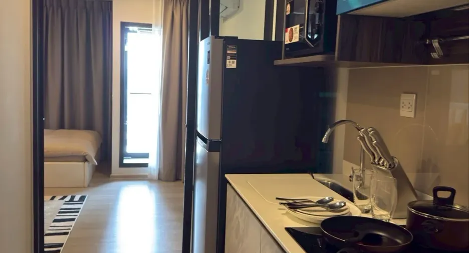 Wohnung zur Miete mit Studio in Phra Khanong, Bangkok