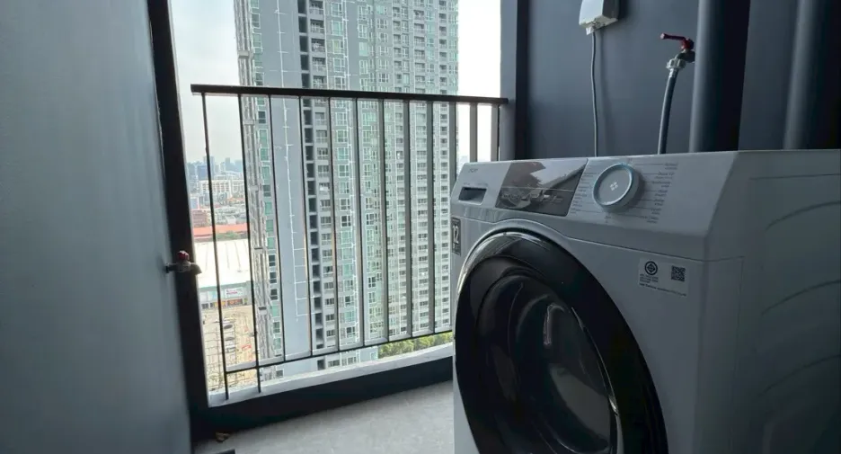 Wohnung zur Miete mit Studio in Phra Khanong, Bangkok