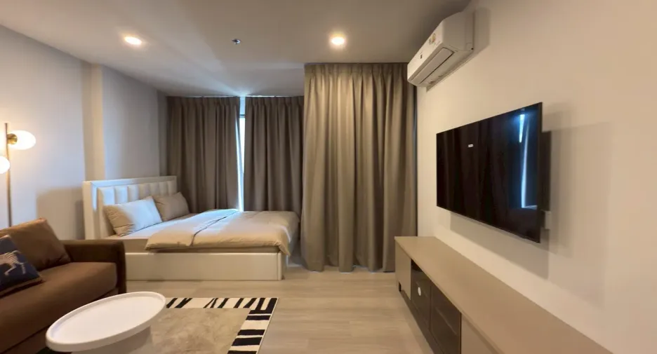 Wohnung zur Miete mit Studio in Phra Khanong, Bangkok