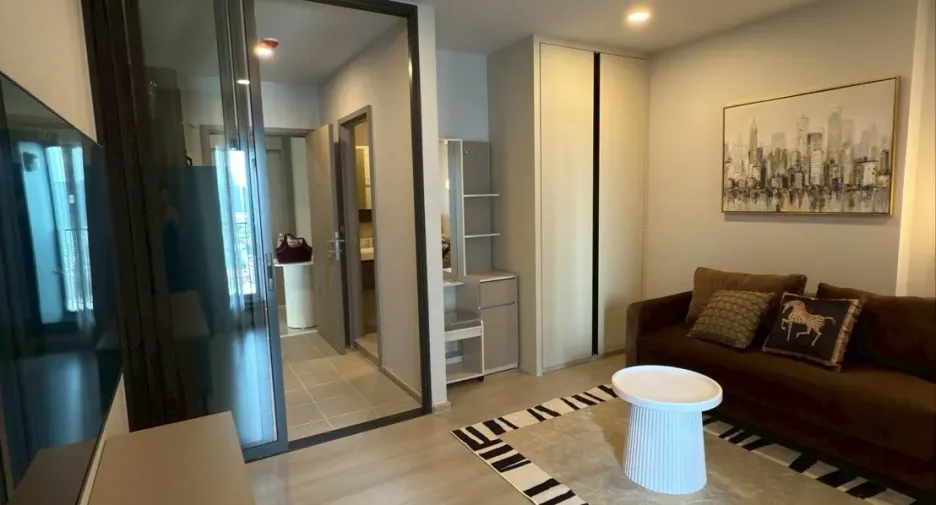 Wohnung zur Miete mit Studio in Phra Khanong, Bangkok