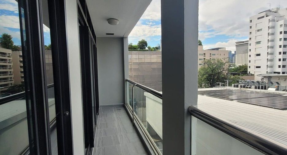 For sale 2 bedrooms condo in Watthana, Bangkok