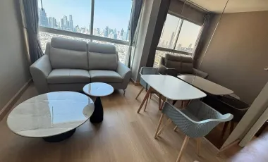 À louer 1 chambre condo à Yan Nawa, Bangkok