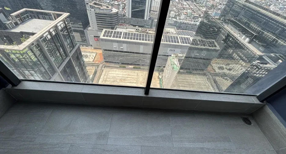 For rent 2 ベッドルーム condo in Huai Khwang, Bangkok