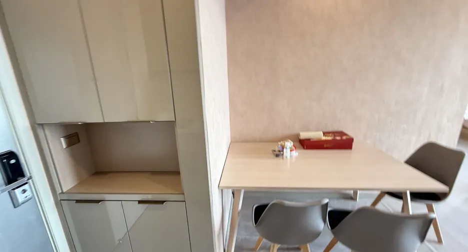 For rent 2 ベッドルーム condo in Huai Khwang, Bangkok