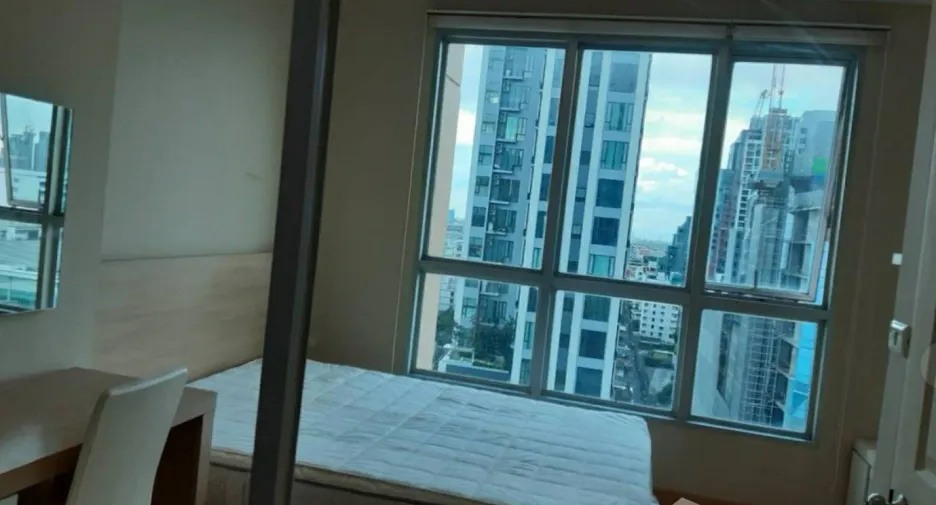 For sale 1 bed condo in Phaya Thai, Bangkok