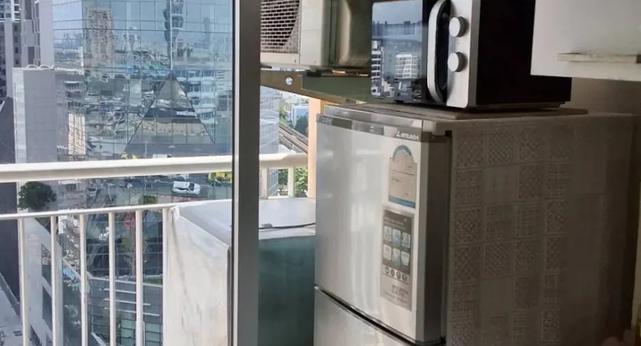 For sale 1 bed condo in Phaya Thai, Bangkok