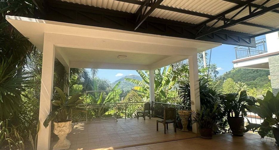 Casa en alquiler de 4 habitaciones en Kathu, Phuket