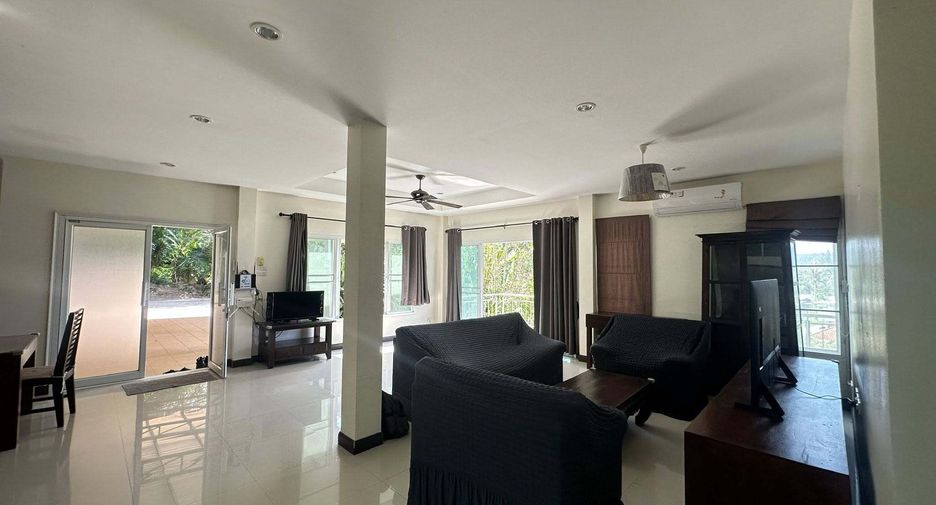 Casa en alquiler de 4 habitaciones en Kathu, Phuket