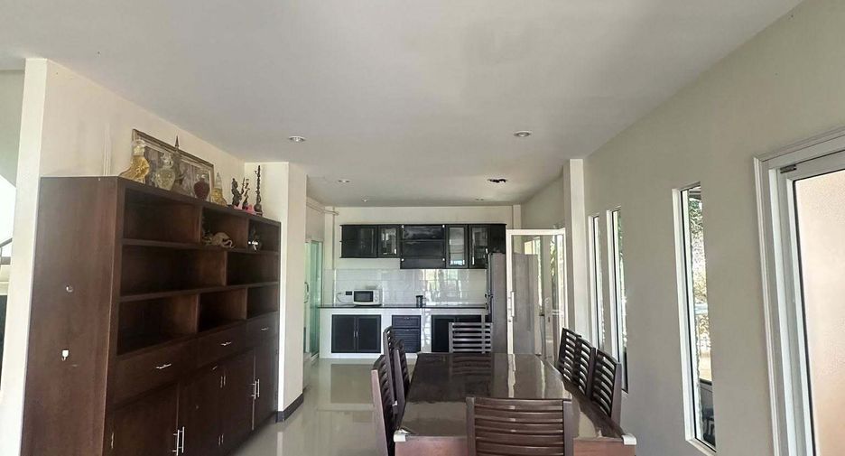 Casa en alquiler de 4 habitaciones en Kathu, Phuket