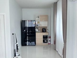 Haus zur Miete mit 3 Zimmer in Bang Lamung, Chonburi