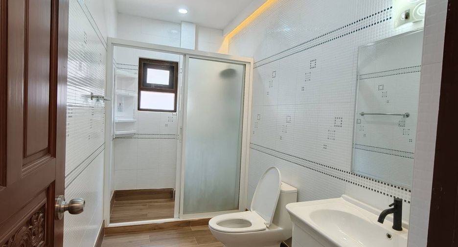 À vendre 3 chambres maison à Bang Lamung, Chonburi