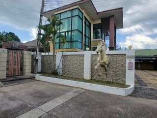 À louer et à vendre 5 chambres maison à Bang Lamung, Chonburi