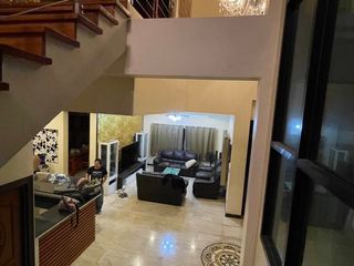 À louer et à vendre 5 chambres maison à Bang Lamung, Chonburi