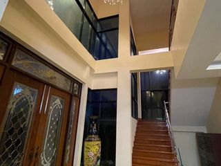 À louer et à vendre 5 chambres maison à Bang Lamung, Chonburi