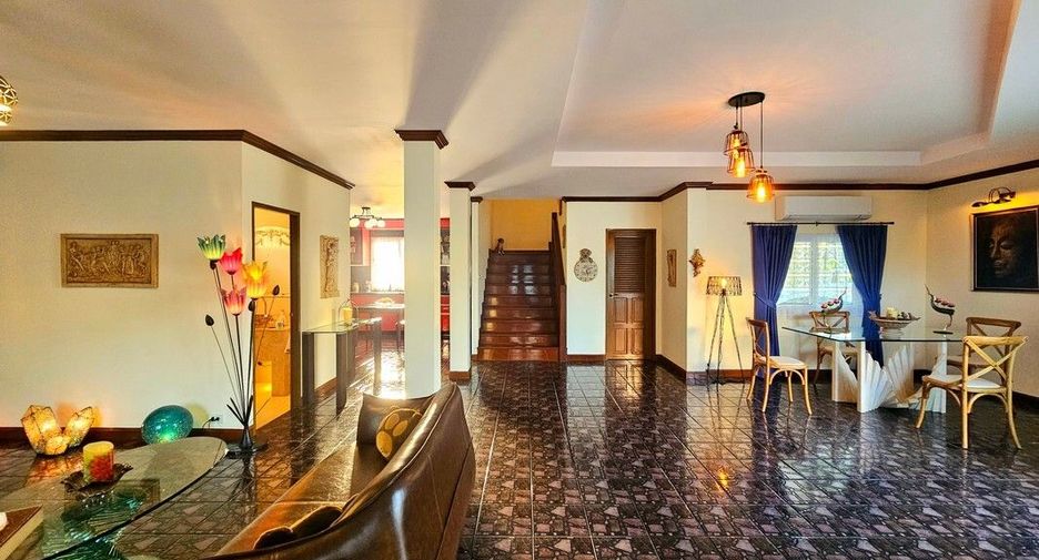 For sale 3 bedrooms villa in Cha Am, Phetchaburi