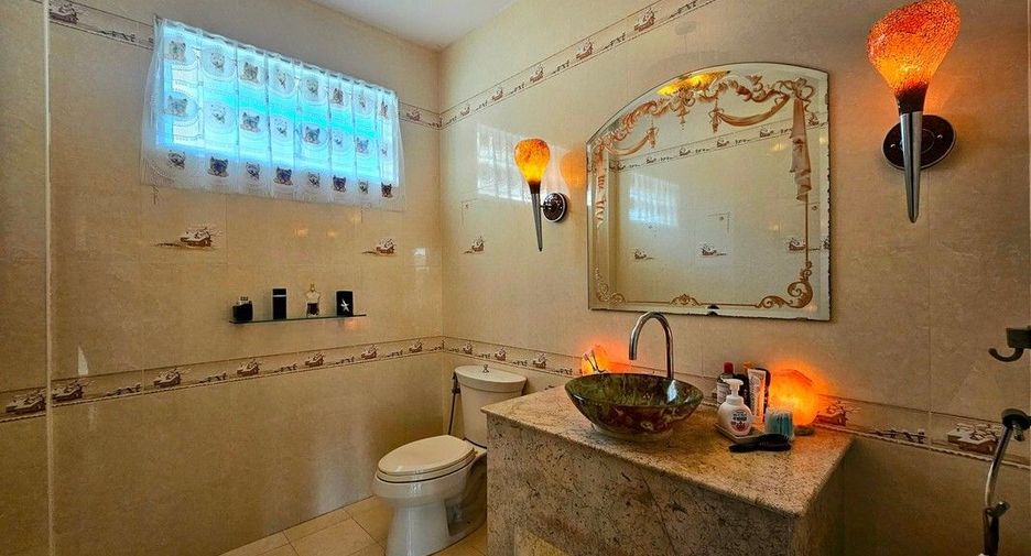 For sale 3 bedrooms villa in Cha Am, Phetchaburi