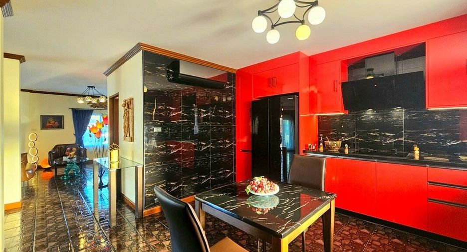 For sale 3 bedrooms villa in Cha Am, Phetchaburi