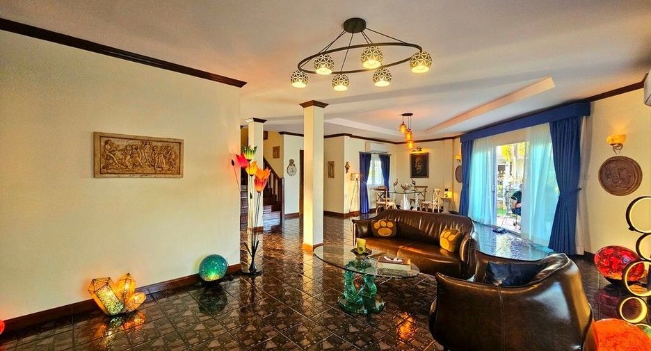 For sale 3 bedrooms villa in Cha Am, Phetchaburi