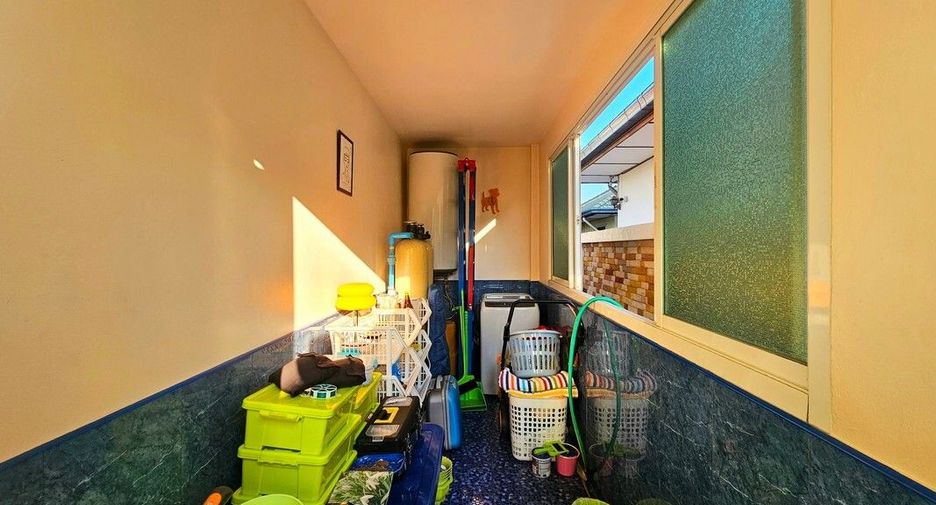 For sale 3 bedrooms villa in Cha Am, Phetchaburi