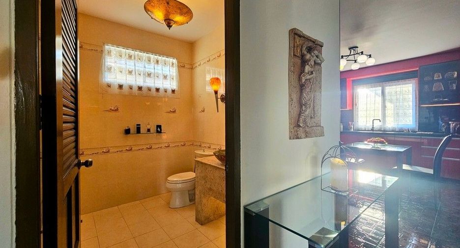 For sale 3 bedrooms villa in Cha Am, Phetchaburi